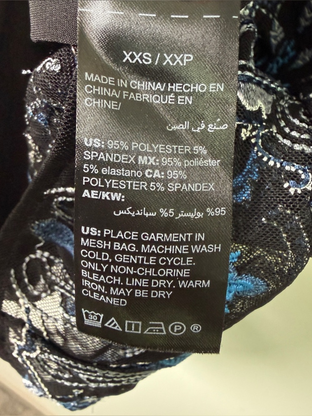 White House Black Market Embroidered Mesh Tank Top Black Blue Built-In Cami XXS - Picture 6 of 9